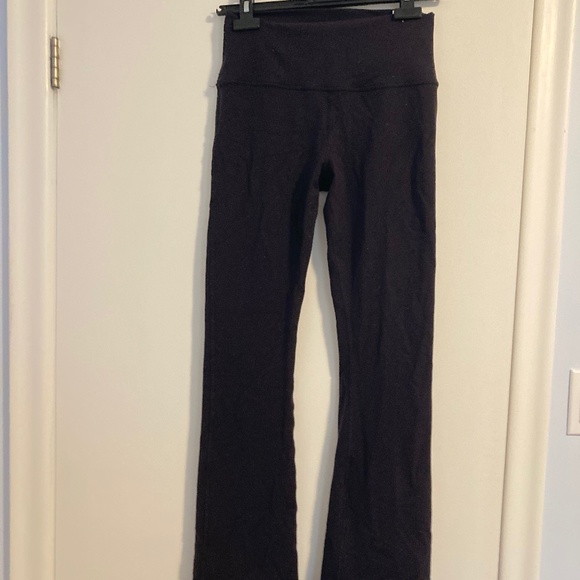 ALO High-Waist Bootcut Leggings - Black (Small) - Picture 5 of 11